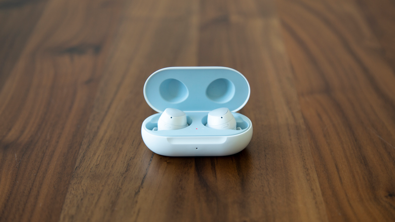 Illustration for article titled Samsung's New Galaxy Buds Almost Give AirPods a Run for Their Money